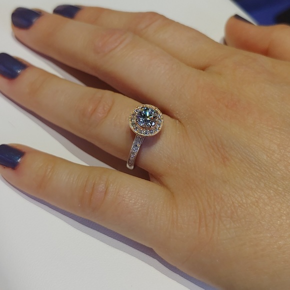 LADIES ENGAGEMENT🎀💍🎀 - Picture 2 of 8